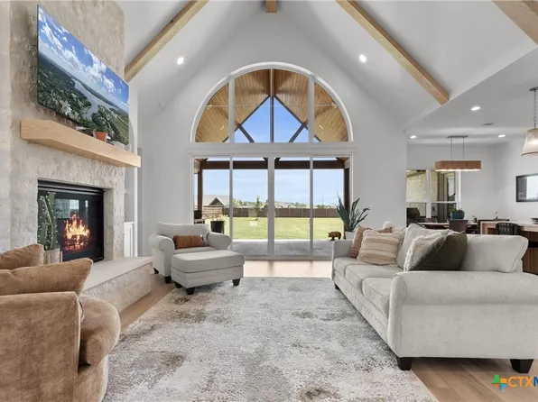 1602 Hunt Dr, Salado, TX 76571