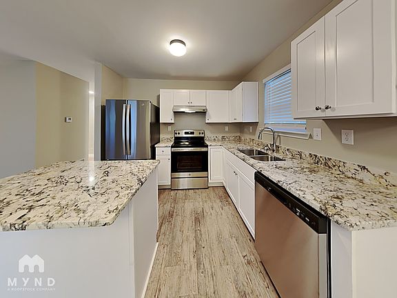 4th image of 3385 Reynard Rd