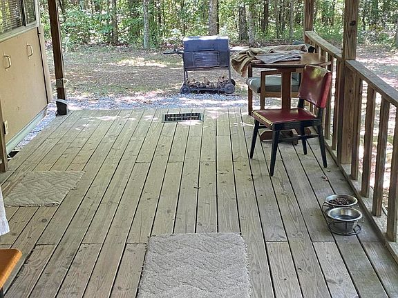 4th image of 1065 Breckenridge Dr