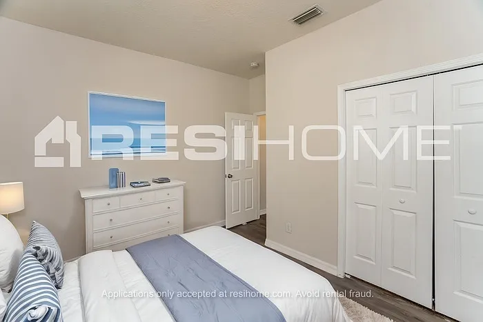 5209 Clover Mist Dr — Photo 9