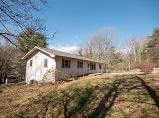 200 Mill Creek Rd, Franklin, NC 28734