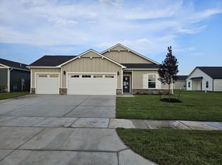 932 N Forestview St, Wichita, KS 67235