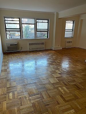 3rd image of 311 E 50th St #8J