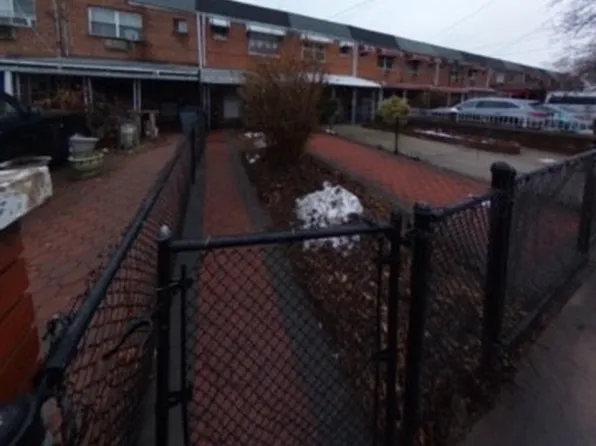 1047 Hendrix Street image 1 of 23