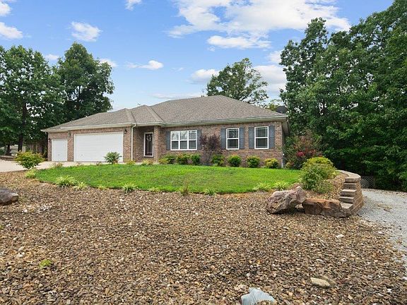 2nd image of 15 Granshire Dr