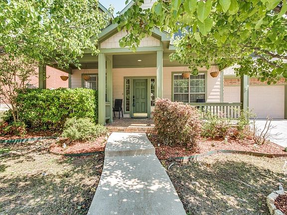 2nd image of 4222 Boxwood Dr