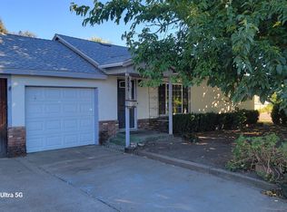 6064 Alameda Rd, Corning, CA 96021