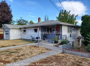 412 1/2 NW 10th St, Pendleton, OR 97801