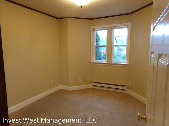 4th image of 428 SE 2nd Ave #10581745