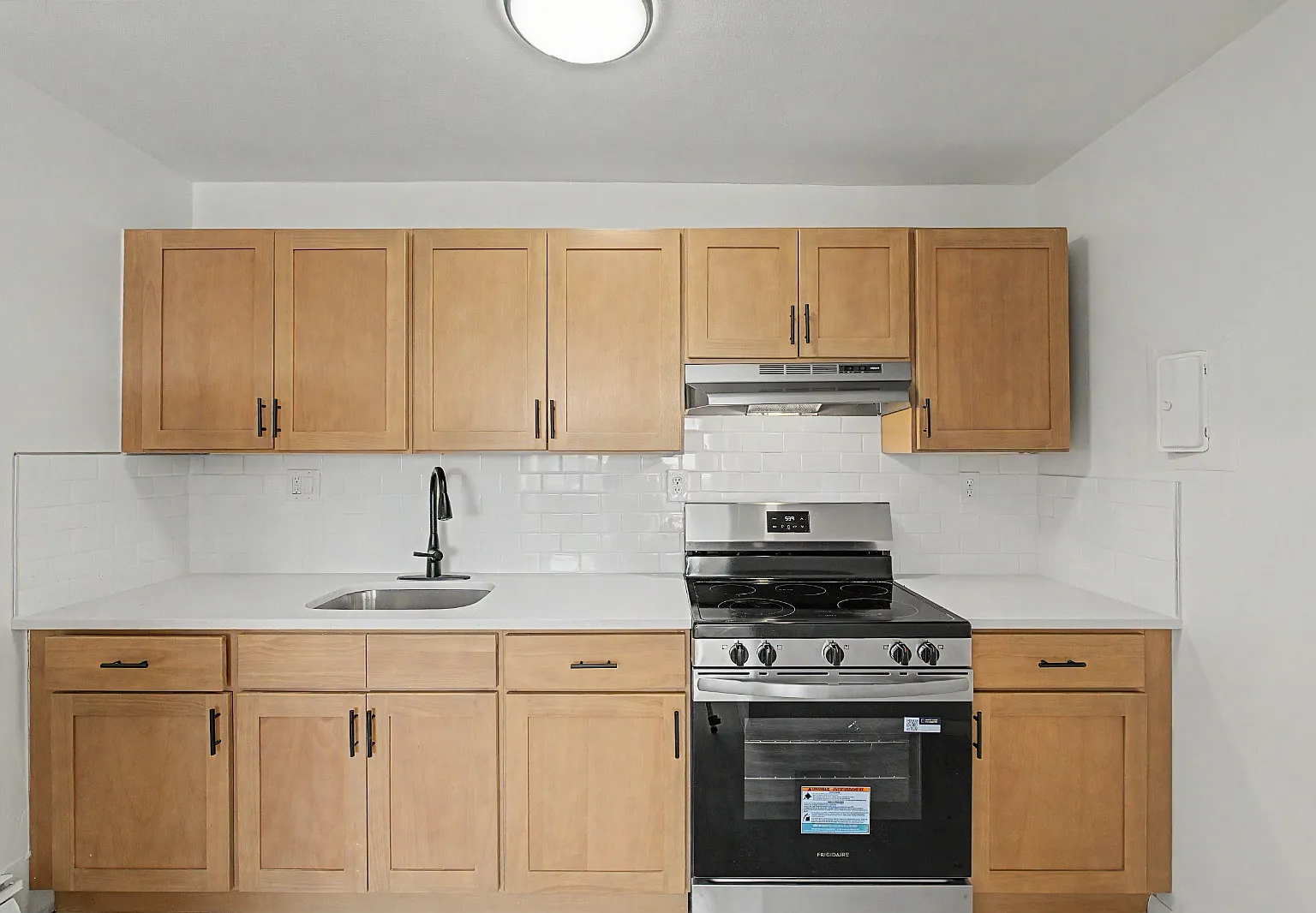 2 bed, $2,095 — Photo 1