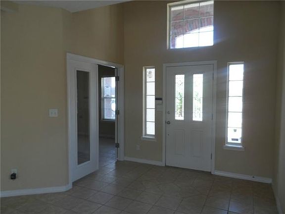 4th image of 7364 Prickley Pear Dr