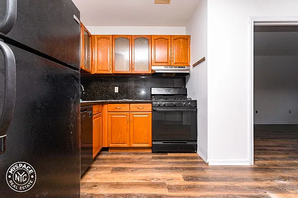 Rented by MySpaceNYC | media 5