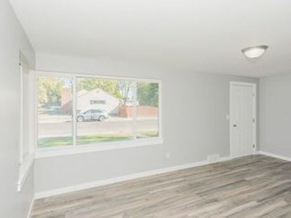 5th image of 1400 Ponderosa Dr