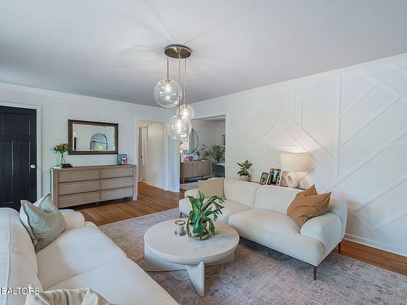 5th image of 7201 Wellswood Ln