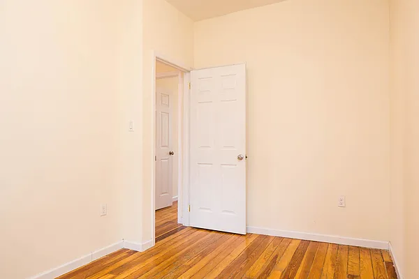 Rented by Nooklyn NYC LLC | media 15