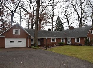 110 Leslie Rd, Valencia, PA 16059