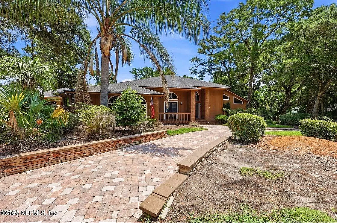 4 bed, 3.0 bath, 3364 sqft, $3,500 — Photo 4