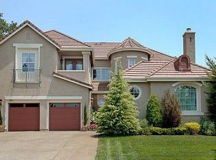 3992 Parker Hill Rd, Santa Rosa, CA 95404