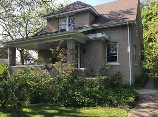 1014 Deerfield Rd, Deerfield, IL 60015