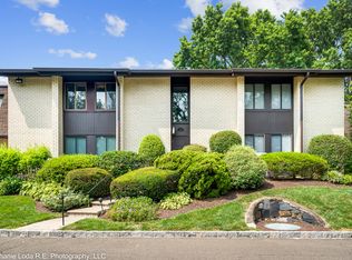 75 Courtland Ave APT 10, Stamford, CT