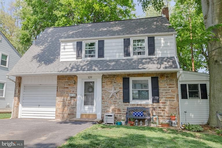 1st image of 109 Kenwood Ln