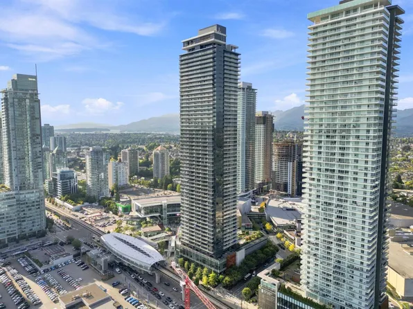 1955 Alpha Way #4102, Burnaby, BC V5C 0K6