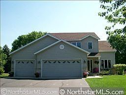 2nd image of 914 Cory Ln