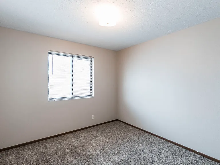 4225 N 60th St #5 — Photo 10