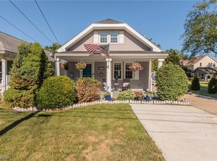 120 Sunset Rd, Avon Lake, OH 44012