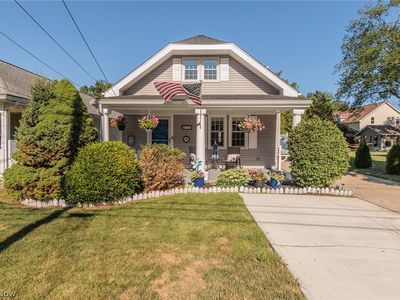 120 Sunset Rd, Avon Lake, OH, 44012