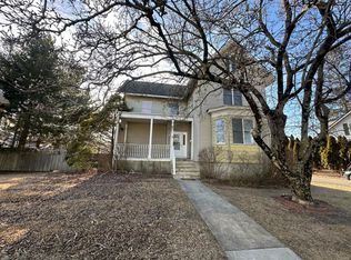 3 Main St, Farmingdale, NJ 07727