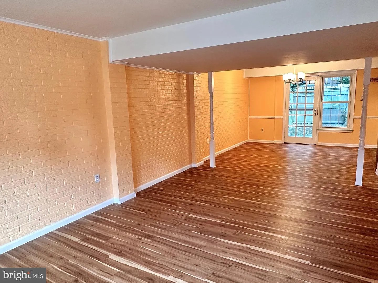 4 bed, 2.5 bath, 2112 sqft, $3,000 — Photo 4