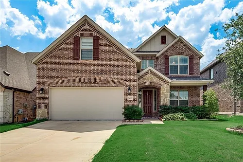 1025 Spring Falls Dr Photo 1