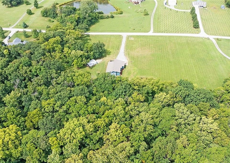 1st image of LOT 9 SE Deer Run Ln