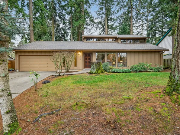 13790 SW Harness Ln, Beaverton, OR 97008