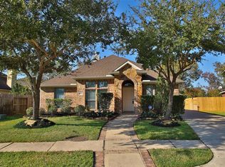 8422 Terrace Brook Dr, Houston, TX 77040