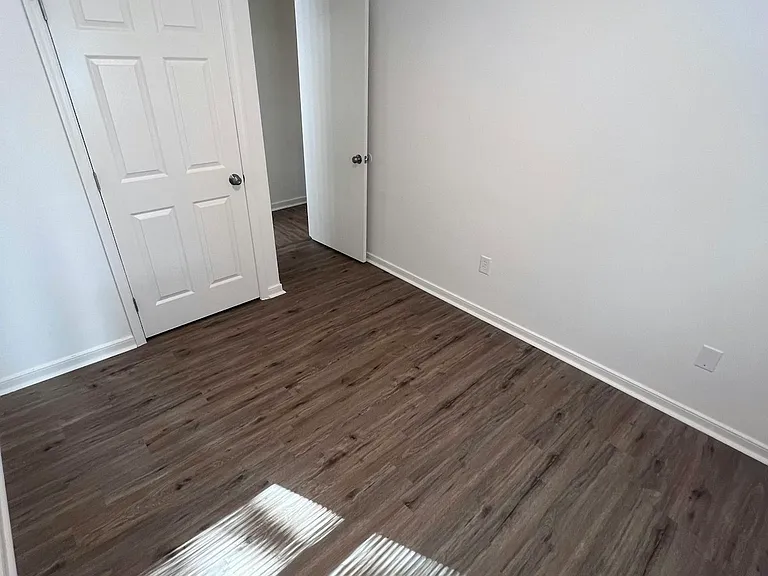 430 Hickorywood Cir — Photo 31