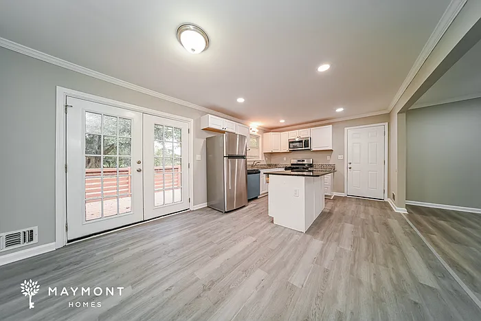 2504 Rex Rd — Photo 7