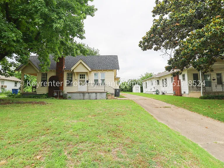 1626 S Indianapolis Ave — Photo 3
