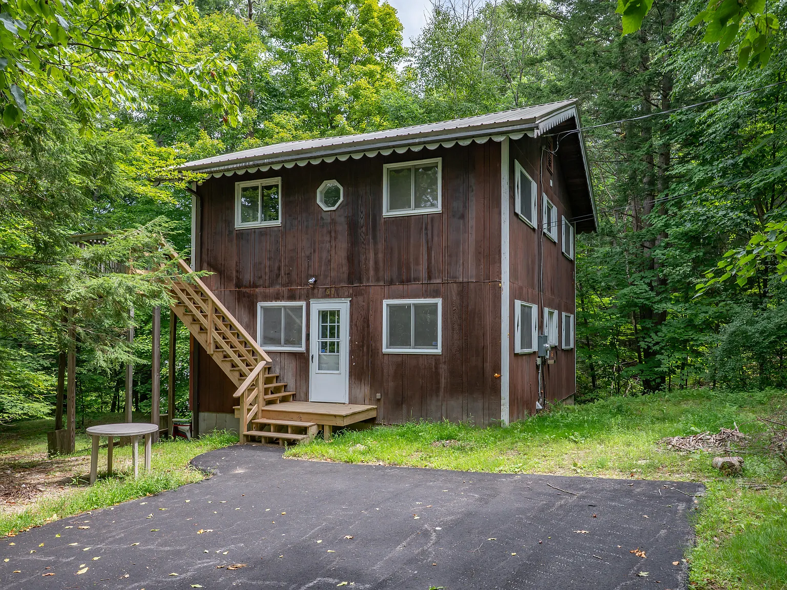 4 bed, 1344 sqft, $3,950 — Photo 1