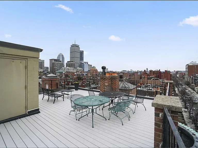 259 Beacon St #12A — Photo 17