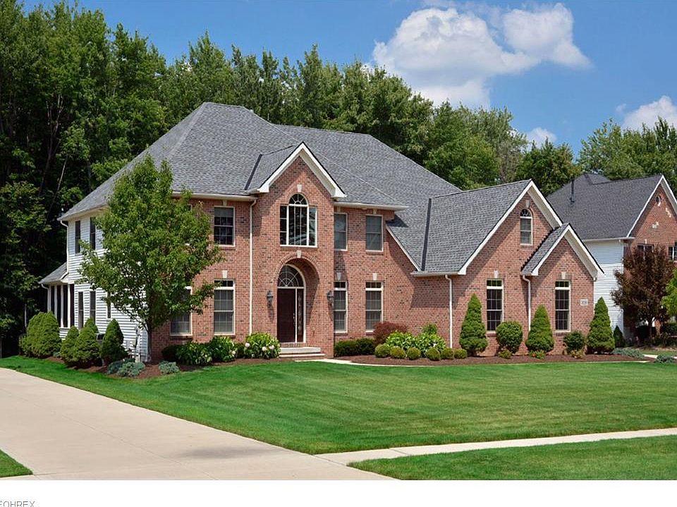 1st image of 36288 Montrose Way