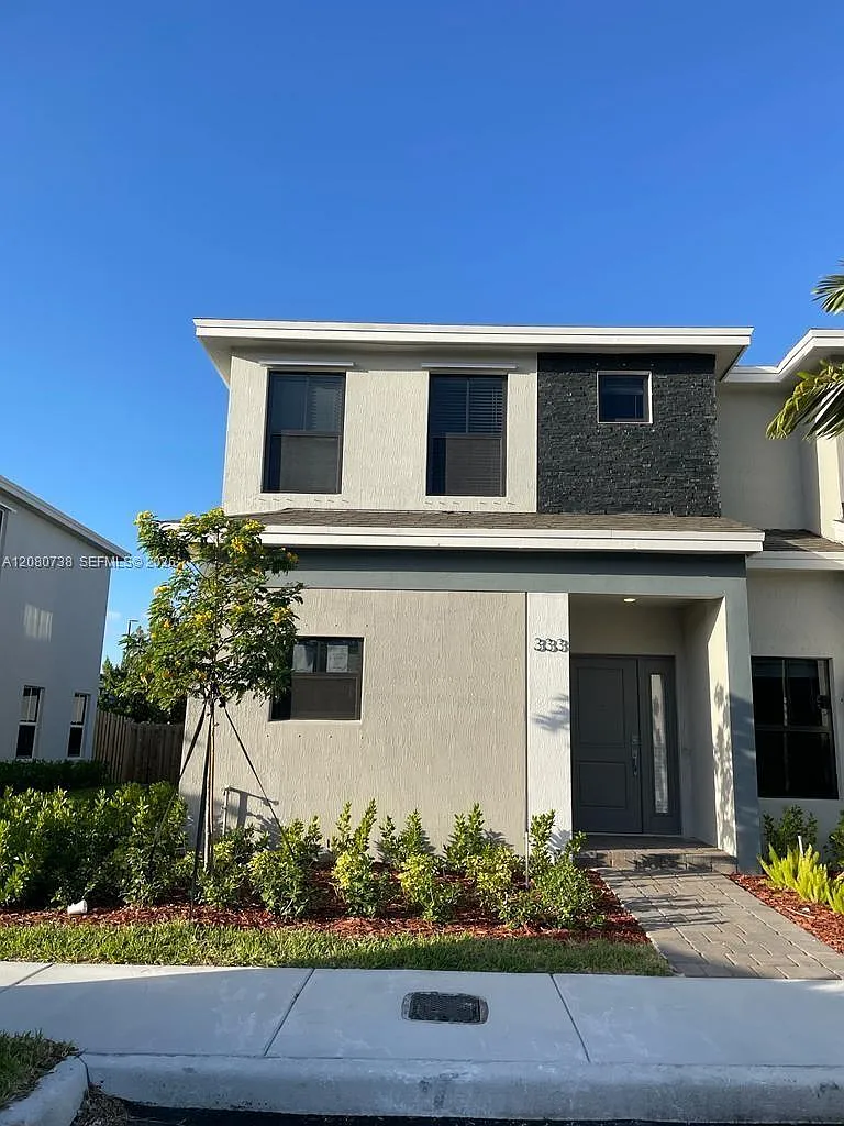 Florida City Park Rev — Photo 1