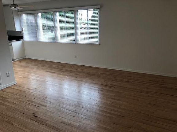 2nd image of 1450 Barry Ave APT 2