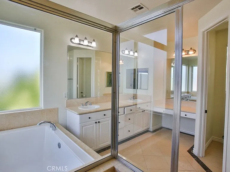 4486 Southern Pointe Ln — Photo 57