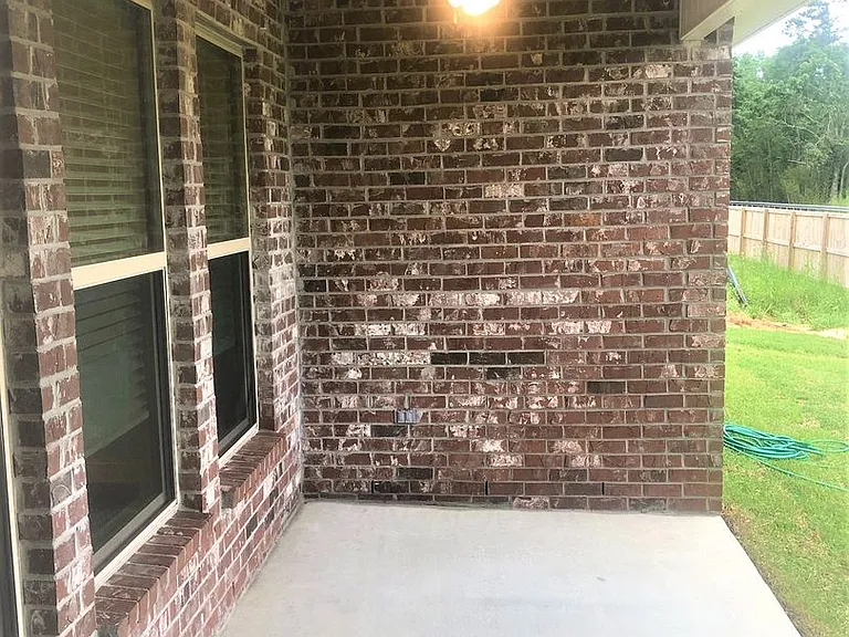 931 Gibson Ct — Photo 5