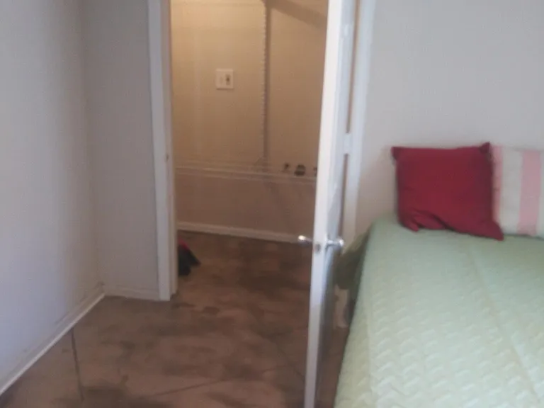 1396 N Meade St #B — Photo 8