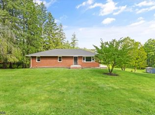 232 Maple Ln, Califon, NJ 07830