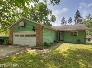 8562 Rushview Dr, Pinckney, MI