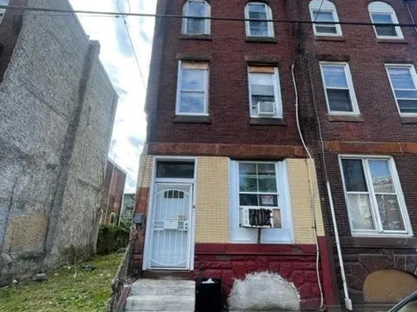 2720 Ridge Ave, Philadelphia, PA 19121
